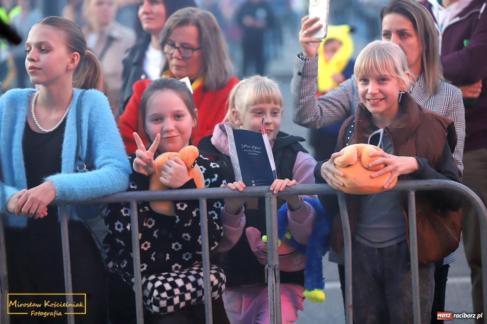 Zdjęcie w galerii na portalu naszraciborz.pl: Mikser, EMI, Janek Górka i Lanberry na bis! wiadomości z regionu