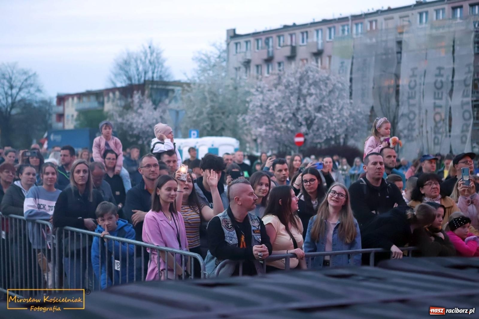 Zdjęcie w galerii na portalu naszraciborz.pl: Mikser, EMI, Janek Górka i Lanberry na bis! wiadomości z regionu