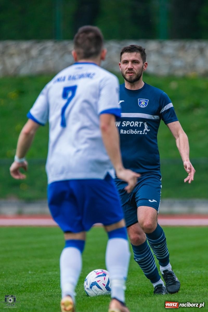 Zdjęcie w galerii na portalu naszraciborz.pl: Unia kontra Nędza. Derby Podokręgu na remis [FOTO] wiadomości z regionu