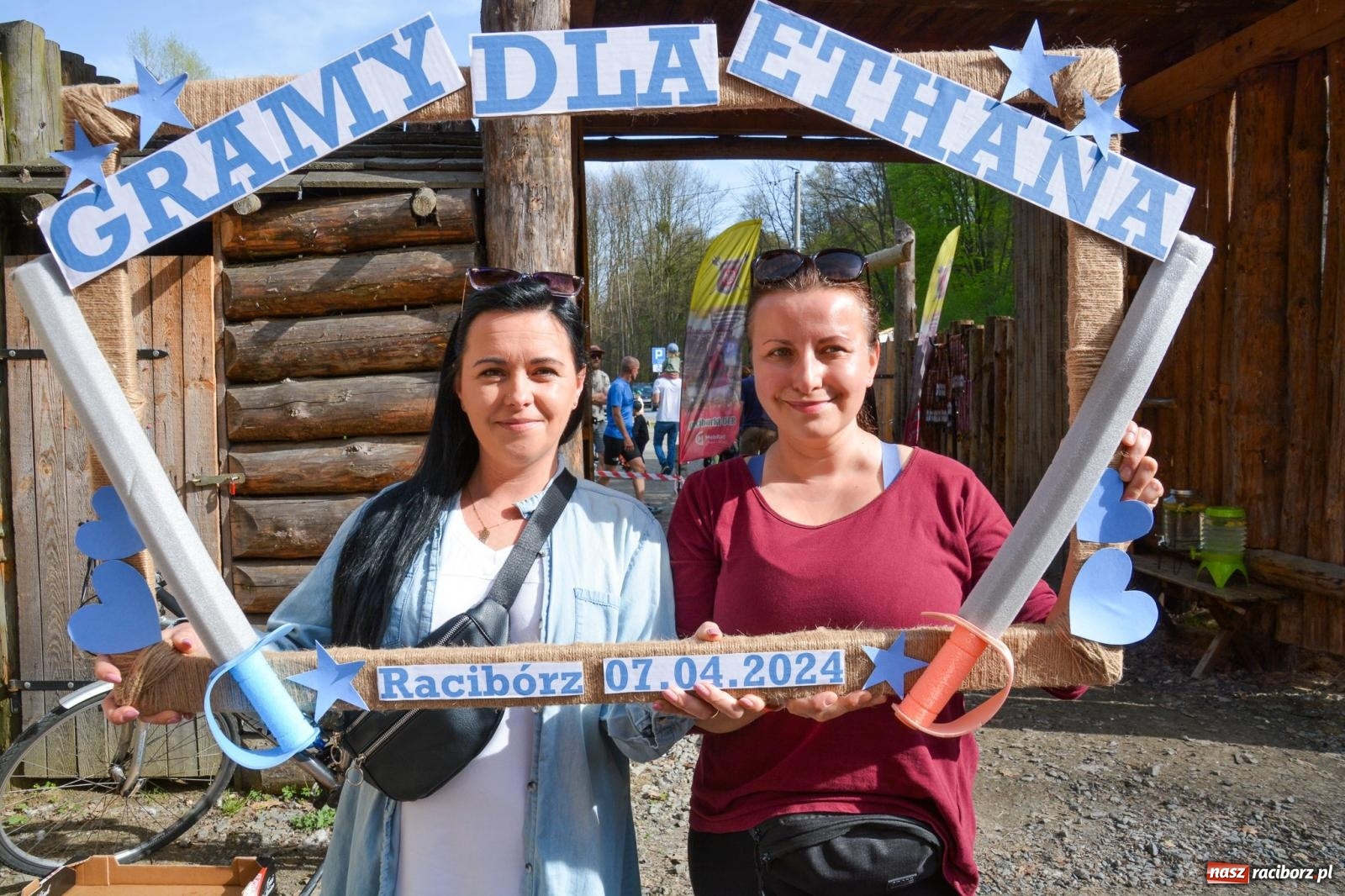 Zdjęcie w galerii na portalu naszraciborz.pl: Furia wojów dla woja Ethana - piknik charytatywny z biegami pod Oborą wiadomości z regionu