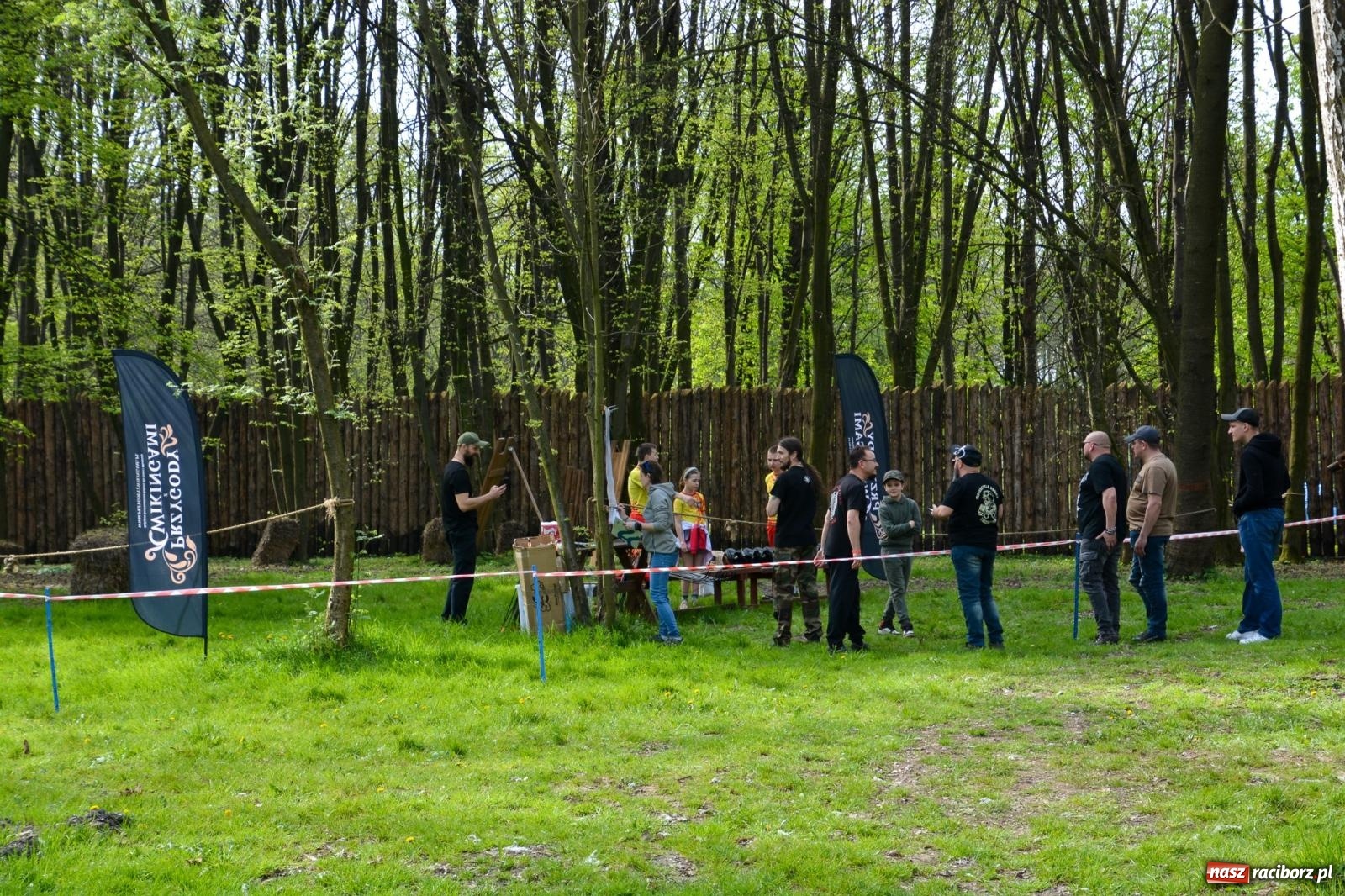 Zdjęcie w galerii na portalu naszraciborz.pl: Furia wojów dla woja Ethana - piknik charytatywny z biegami pod Oborą wiadomości z regionu