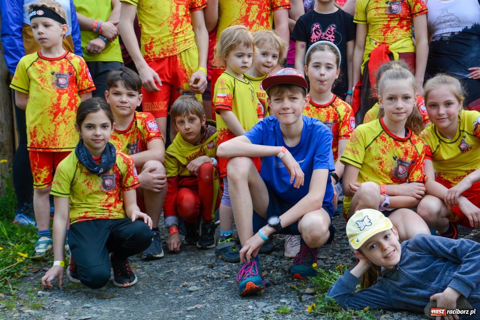 Zdjęcie w galerii na portalu naszraciborz.pl: Furia wojów dla woja Ethana - piknik charytatywny z biegami pod Oborą wiadomości z regionu
