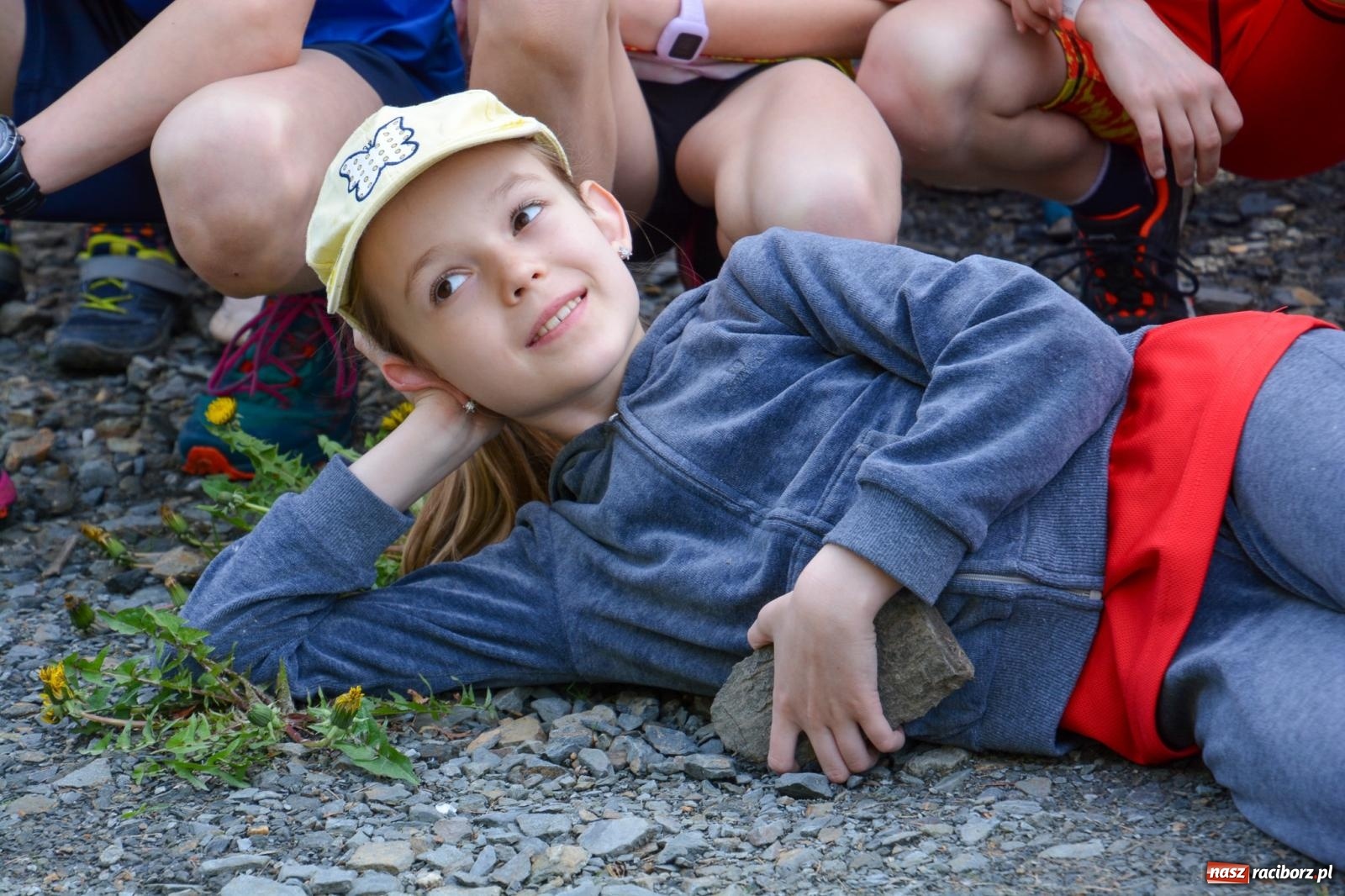 Zdjęcie w galerii na portalu naszraciborz.pl: Furia wojów dla woja Ethana - piknik charytatywny z biegami pod Oborą wiadomości z regionu