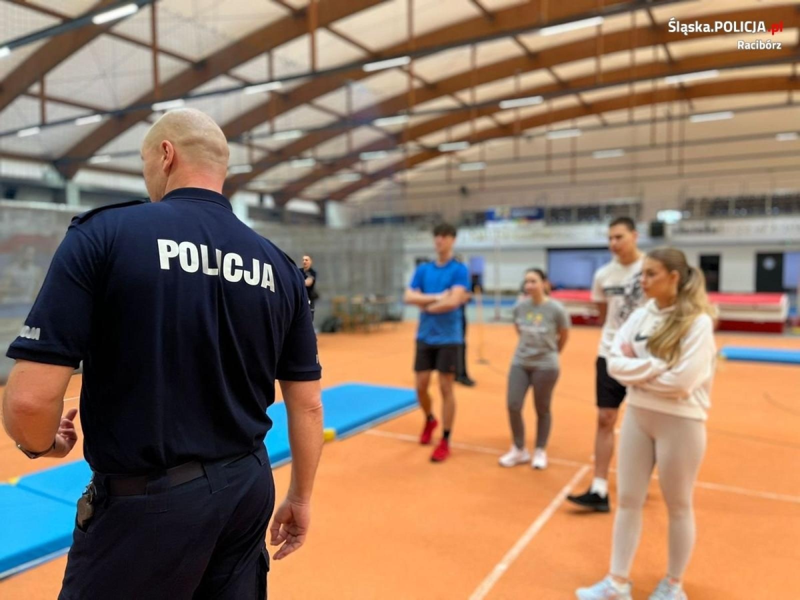 Zdjęcie w galerii na portalu naszraciborz.pl: Sprawdzili swe możliwości na policyjnym torze przeszkód [FOTO] wiadomości z regionu