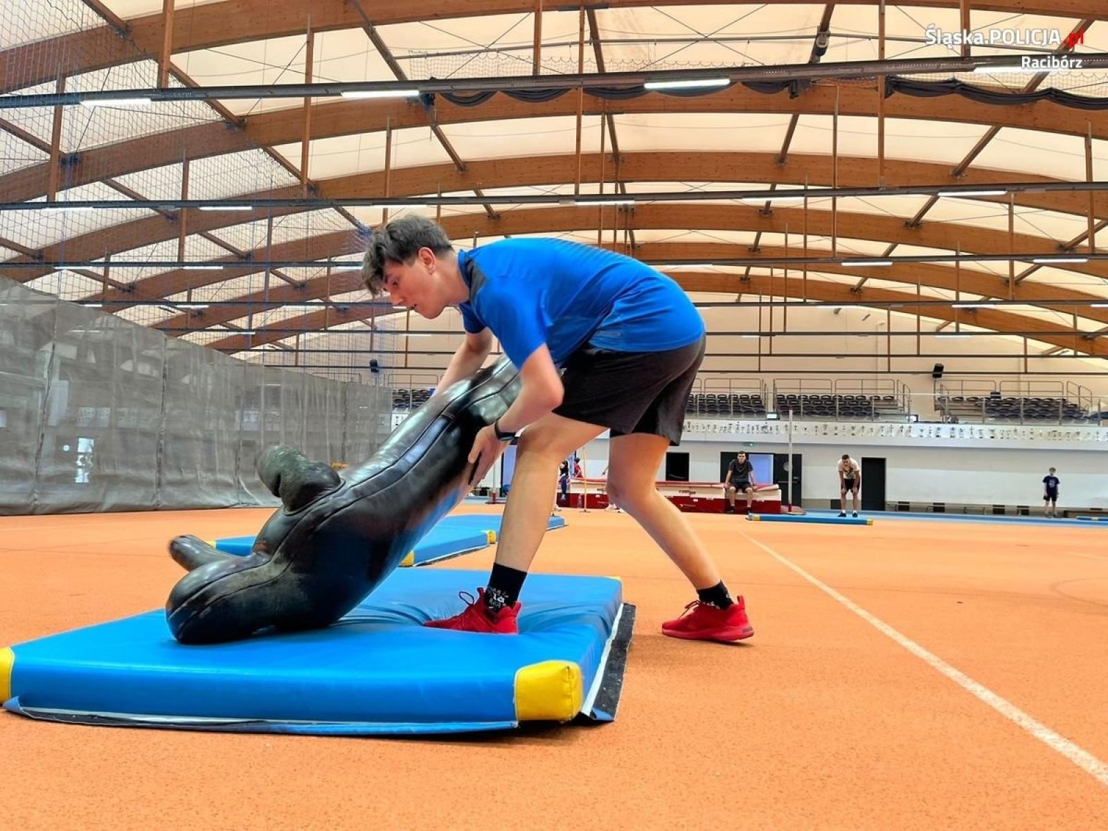 Zdjęcie w galerii na portalu naszraciborz.pl: Sprawdzili swe możliwości na policyjnym torze przeszkód [FOTO] wiadomości z regionu