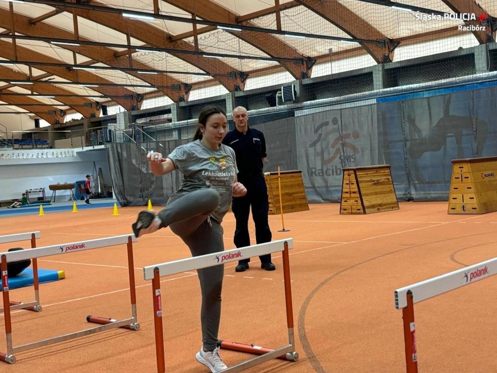 Zdjęcie w galerii na portalu naszraciborz.pl: Sprawdzili swe możliwości na policyjnym torze przeszkód [FOTO] wiadomości z regionu