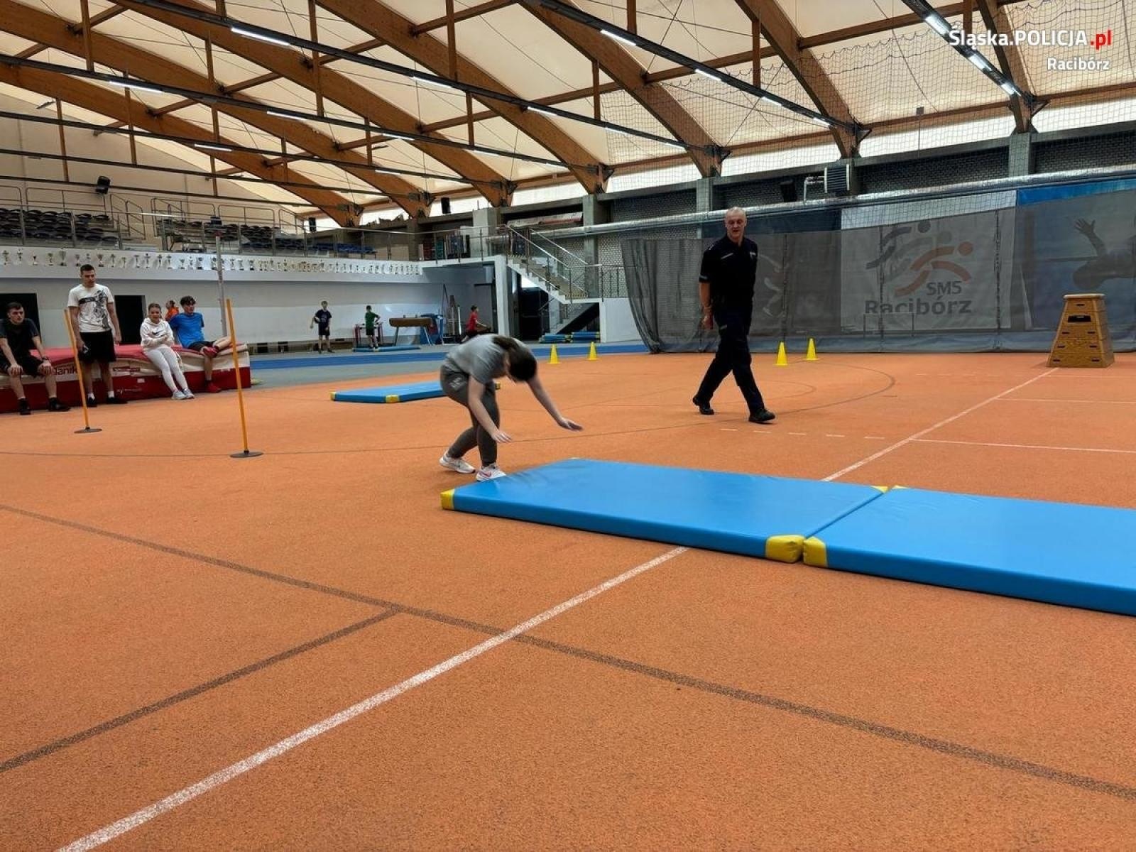 Zdjęcie w galerii na portalu naszraciborz.pl: Sprawdzili swe możliwości na policyjnym torze przeszkód [FOTO] wiadomości z regionu