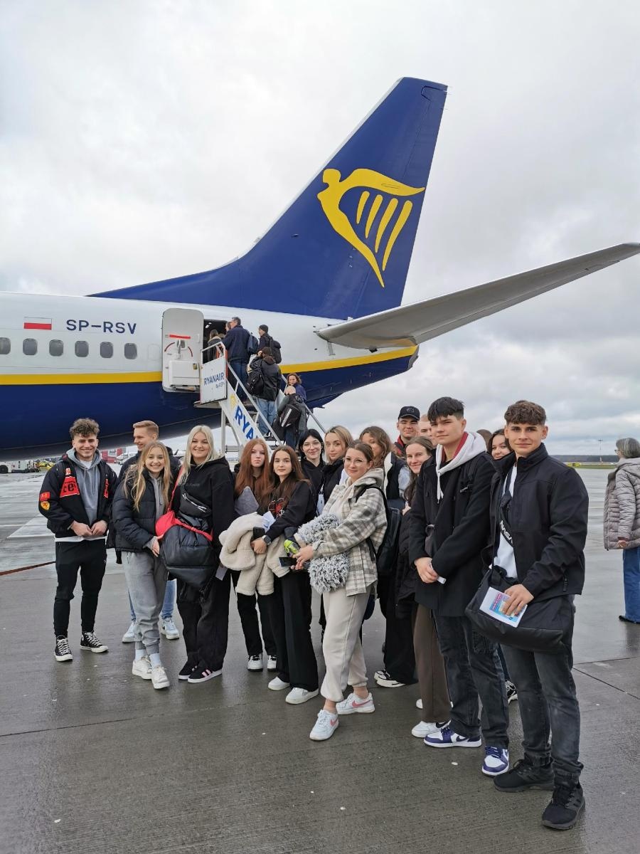 Zdjęcie w galerii na portalu naszraciborz.pl: Uczniowie Ekonomika na praktykach w Rimini wiadomości z regionu