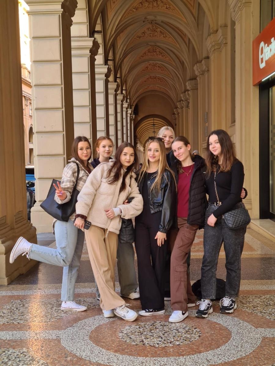 Zdjęcie w galerii na portalu naszraciborz.pl: Uczniowie Ekonomika na praktykach w Rimini wiadomości z regionu