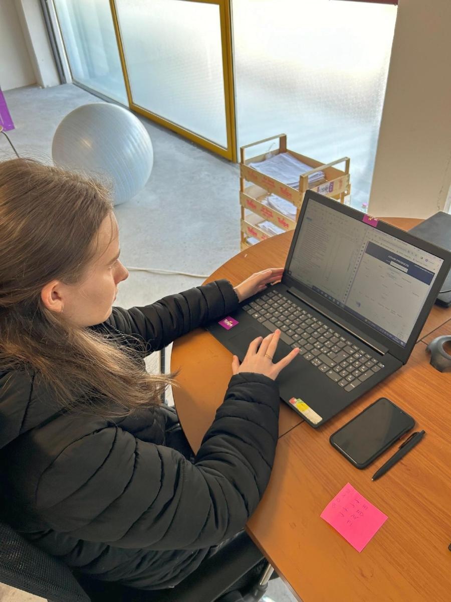 Zdjęcie w galerii na portalu naszraciborz.pl: Uczniowie Ekonomika na praktykach w Rimini wiadomości z regionu