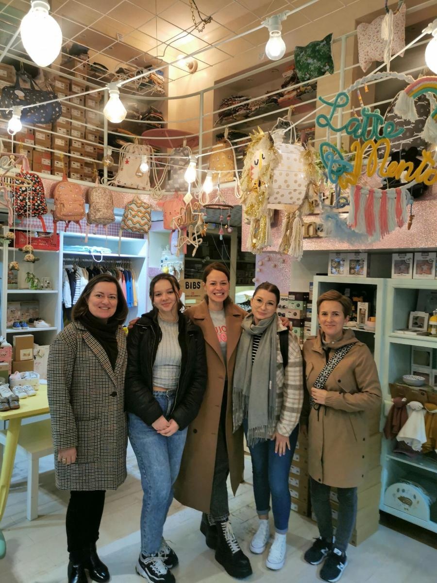 Zdjęcie w galerii na portalu naszraciborz.pl: Uczniowie Ekonomika na praktykach w Rimini wiadomości z regionu