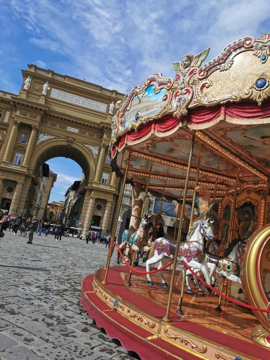 Zdjęcie w galerii na portalu naszraciborz.pl: Uczniowie Ekonomika na praktykach w Rimini wiadomości z regionu