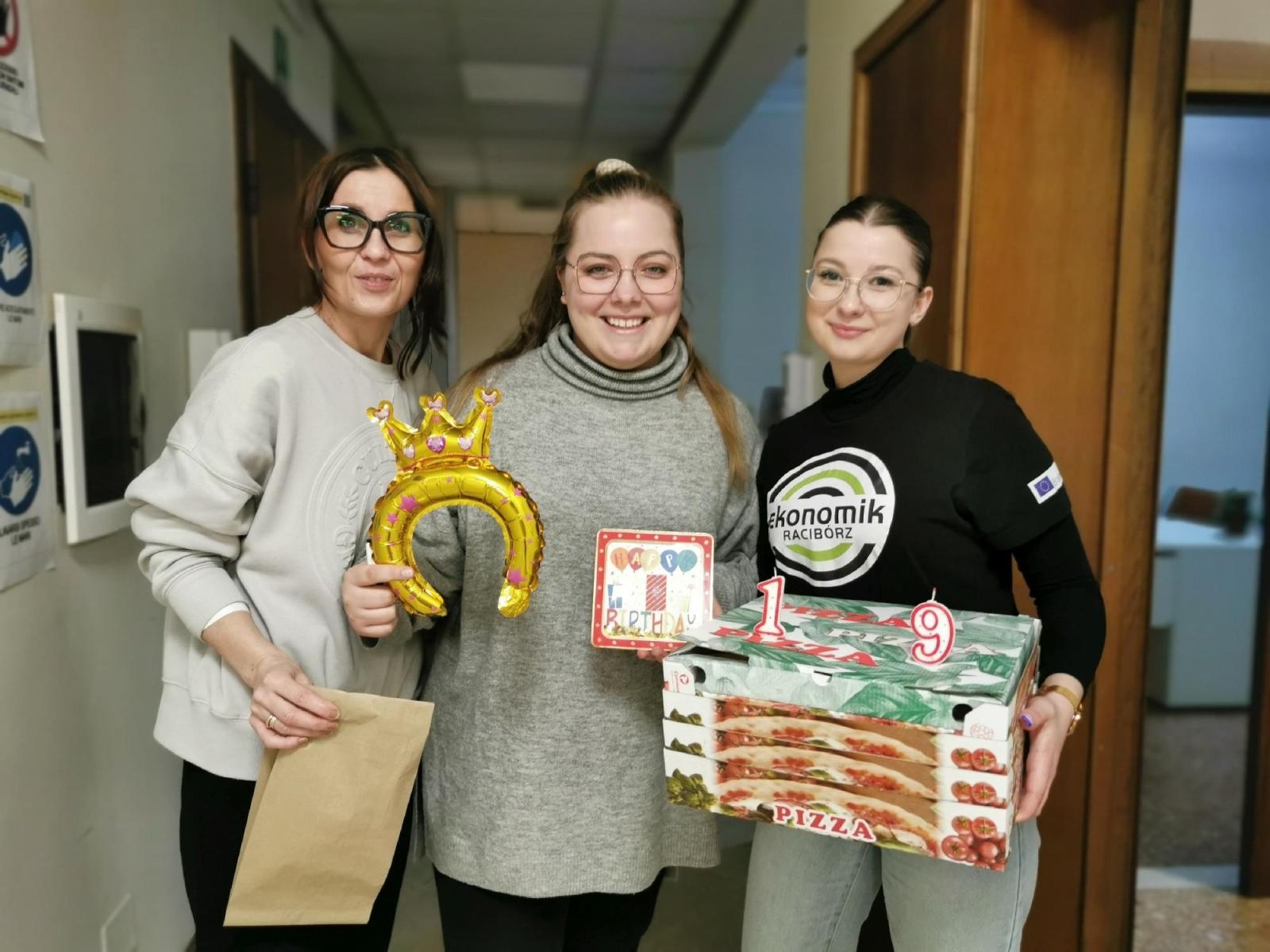 Zdjęcie w galerii na portalu naszraciborz.pl: Uczniowie Ekonomika na praktykach w Rimini wiadomości z regionu