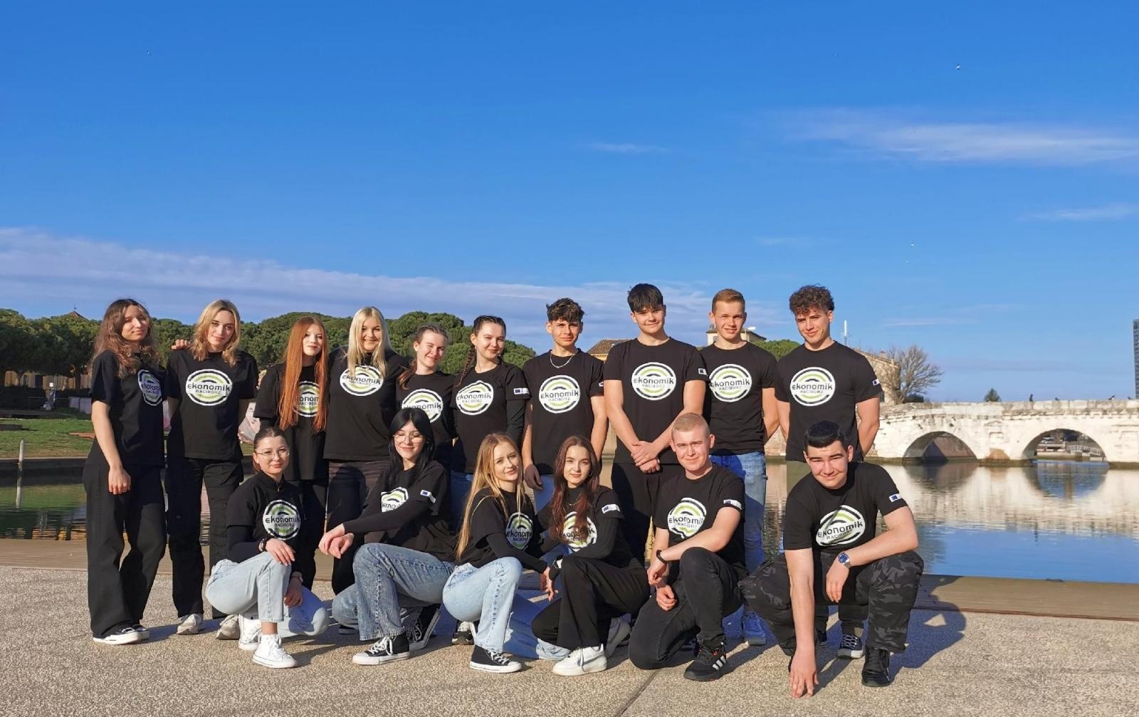 Zdjęcie w galerii na portalu naszraciborz.pl: Uczniowie Ekonomika na praktykach w Rimini wiadomości z regionu