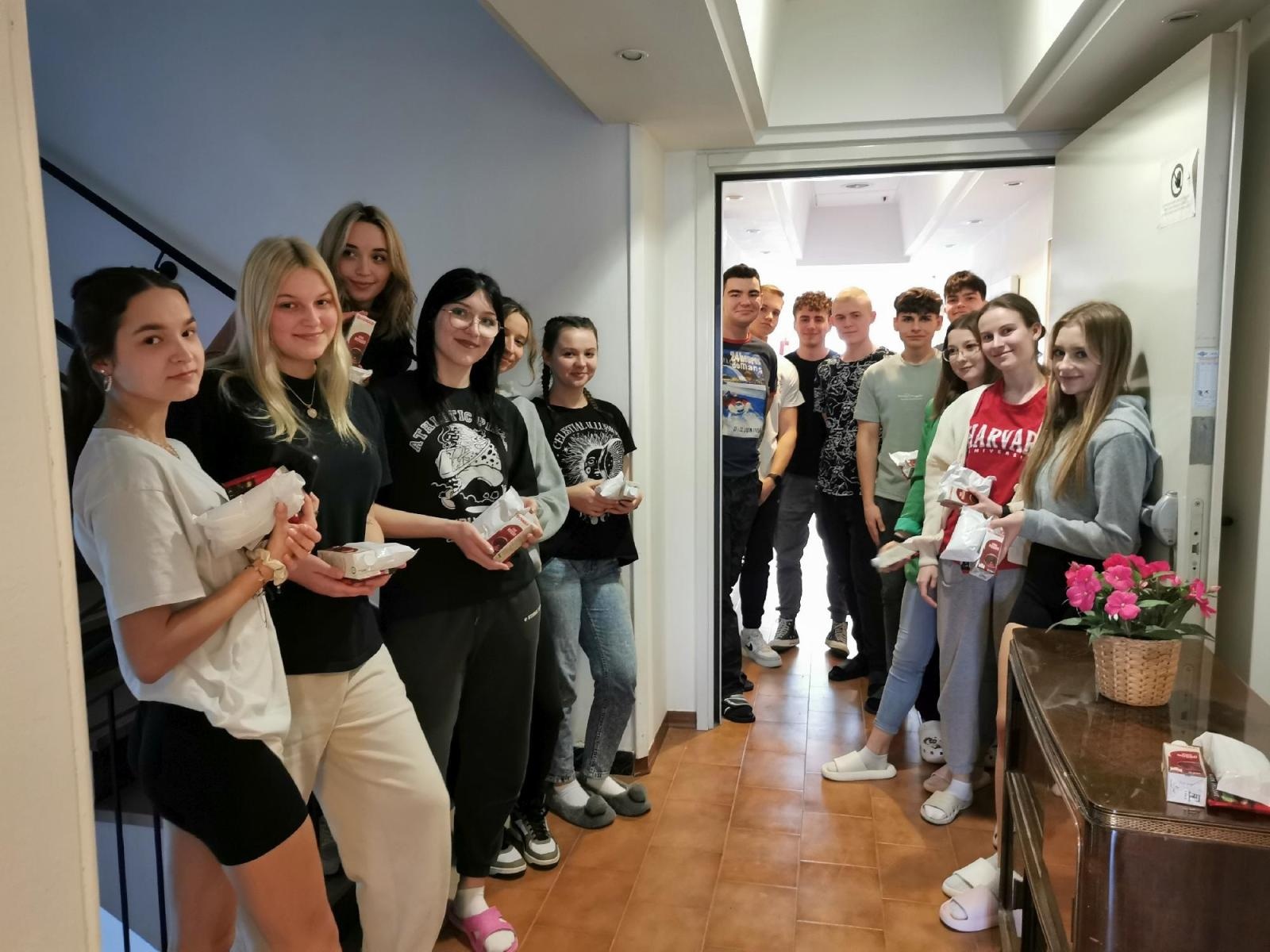 Zdjęcie w galerii na portalu naszraciborz.pl: Uczniowie Ekonomika na praktykach w Rimini wiadomości z regionu