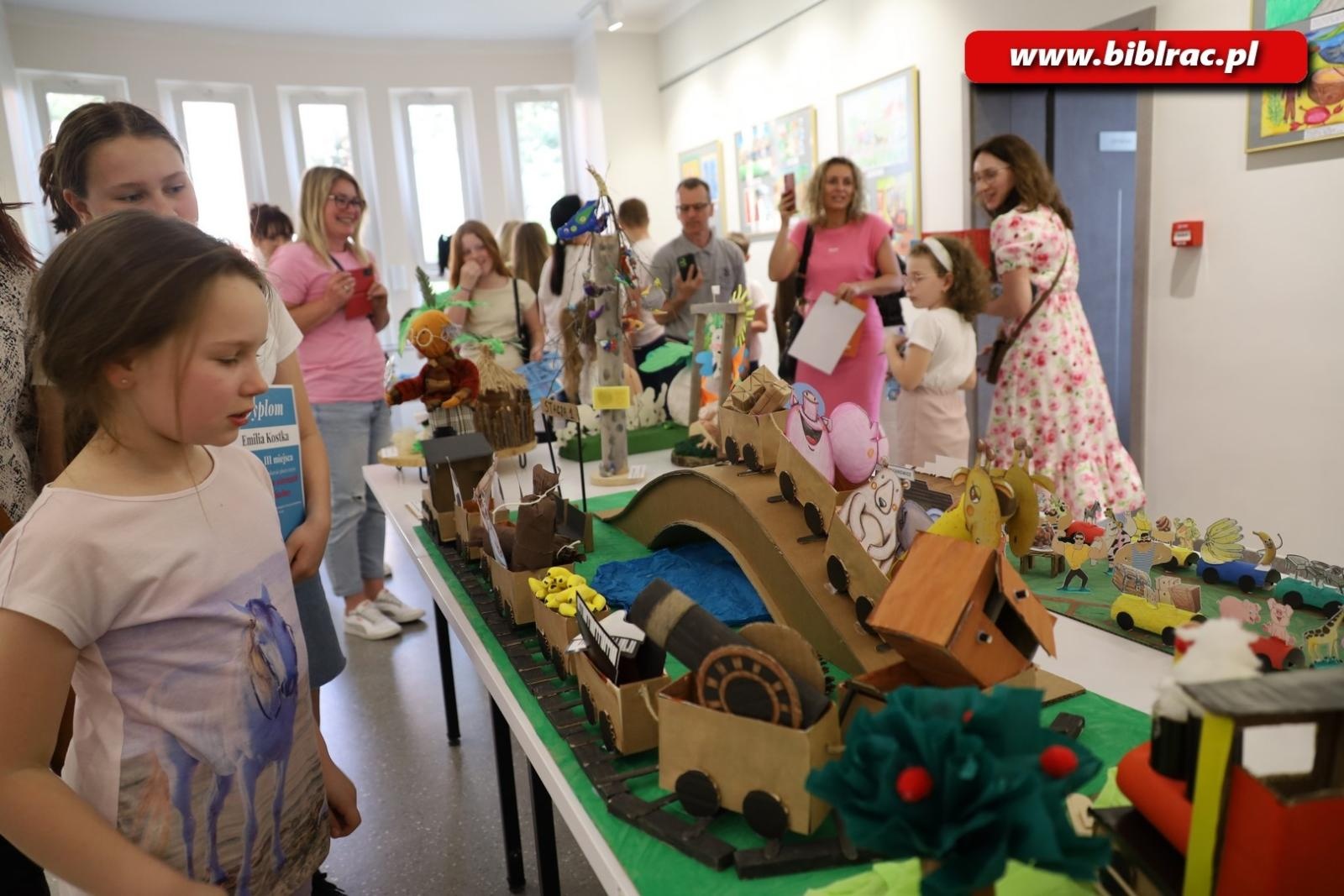 Zdjęcie w galerii na portalu naszraciborz.pl: Cuda i dziwy w wierszach Juliana Tuwima – rozstrzygnięto konkurs w bibliotece wiadomości z regionu