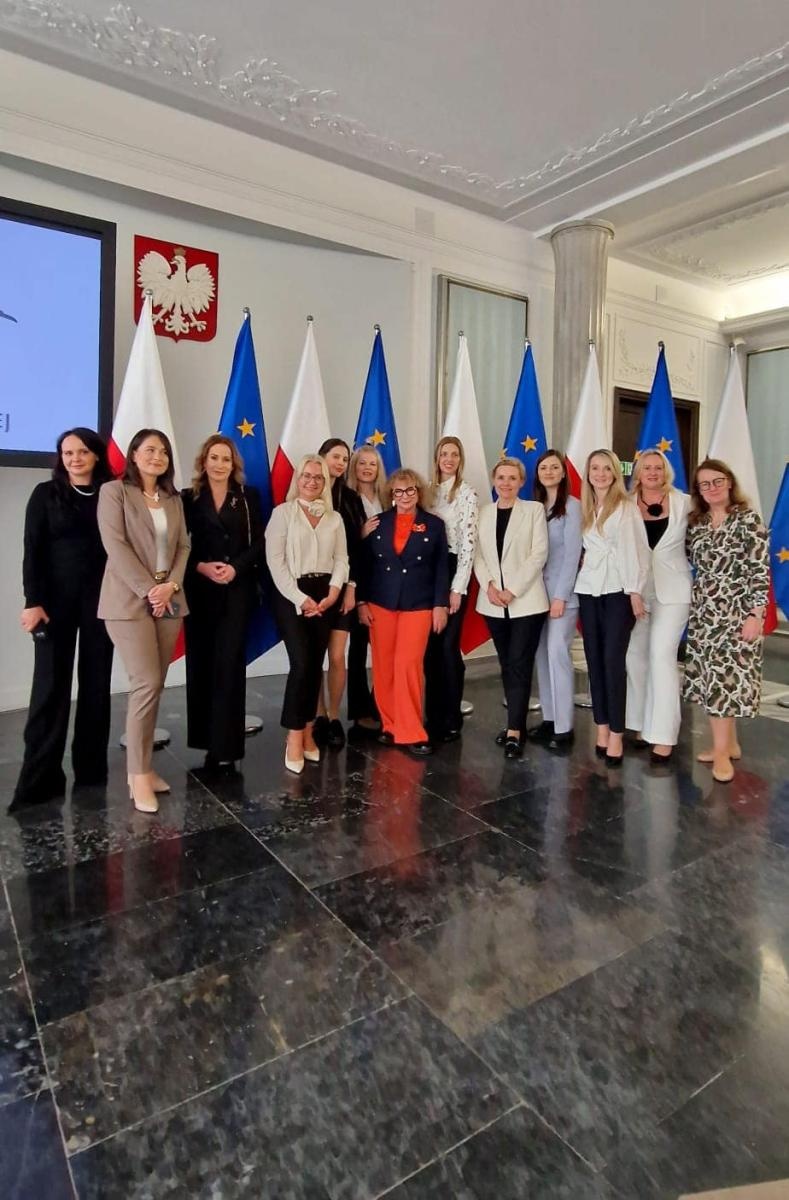 Zdjęcie w galerii na portalu naszraciborz.pl: Women Leaders in Law Warsaw Summit 2024 z udziałem prezes raciborskiego sądu wiadomości z regionu