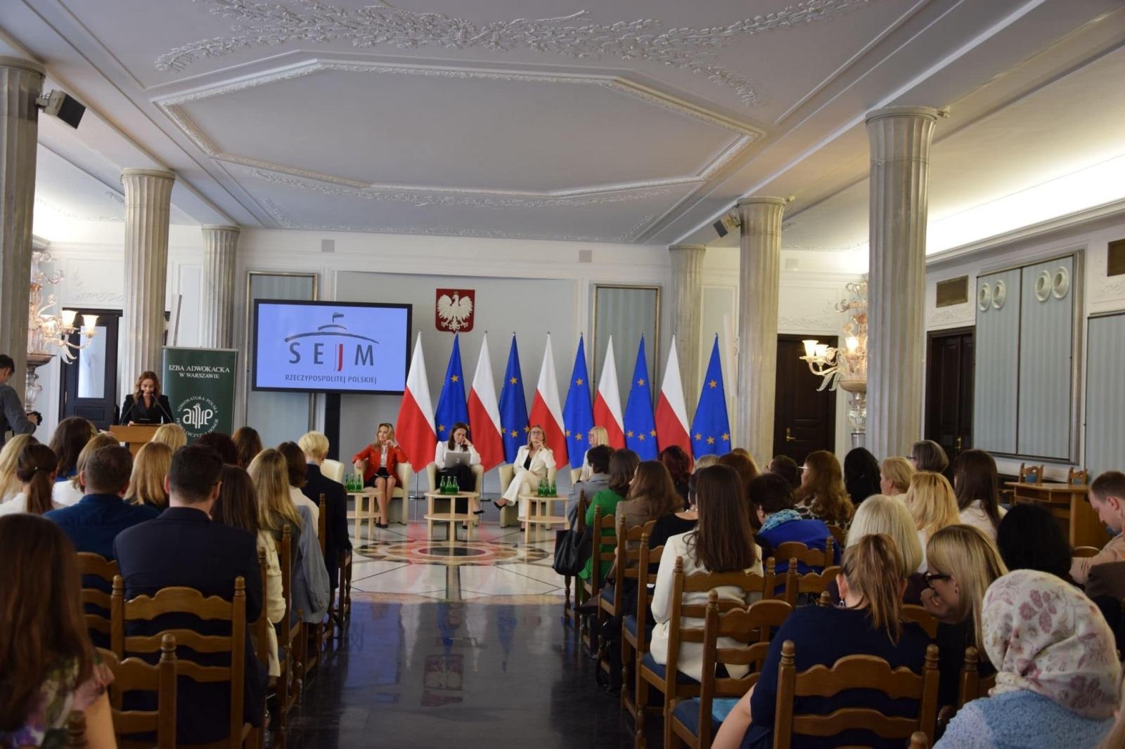 Zdjęcie w galerii na portalu naszraciborz.pl: Women Leaders in Law Warsaw Summit 2024 z udziałem prezes raciborskiego sądu wiadomości z regionu
