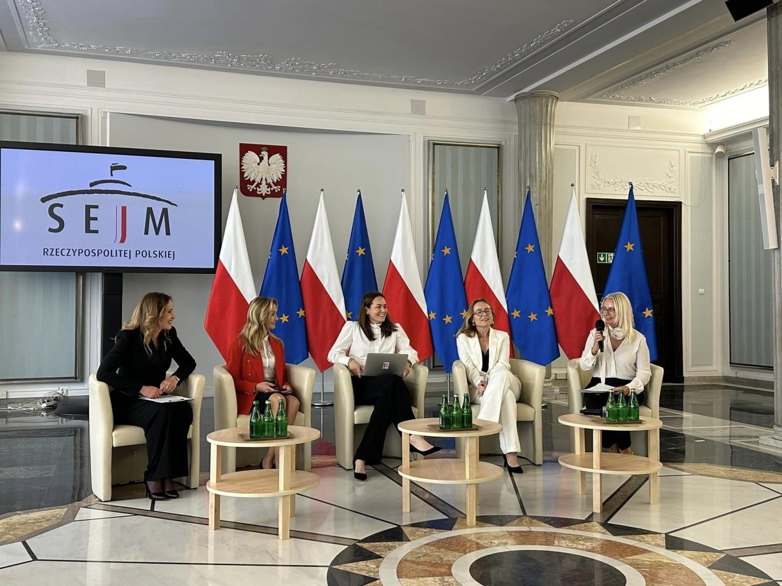 Zdjęcie w galerii na portalu naszraciborz.pl: Women Leaders in Law Warsaw Summit 2024 z udziałem prezes raciborskiego sądu wiadomości z regionu