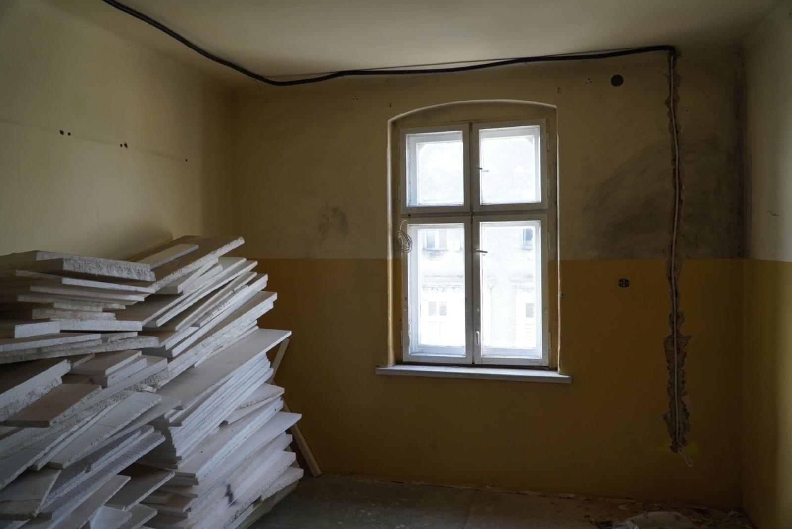 Zdjęcie w galerii na portalu naszraciborz.pl: Trwa kompleksowy remont dziewięciu budynków komunalnych [FOTO] wiadomości z regionu