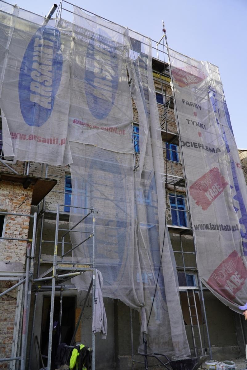 Zdjęcie w galerii na portalu naszraciborz.pl: Trwa kompleksowy remont dziewięciu budynków komunalnych [FOTO] wiadomości z regionu