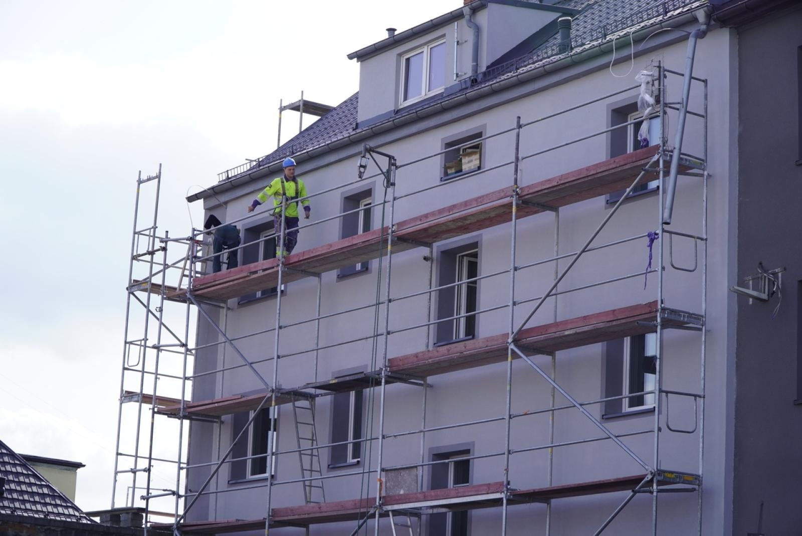 Zdjęcie w galerii na portalu naszraciborz.pl: Trwa kompleksowy remont dziewięciu budynków komunalnych [FOTO] wiadomości z regionu