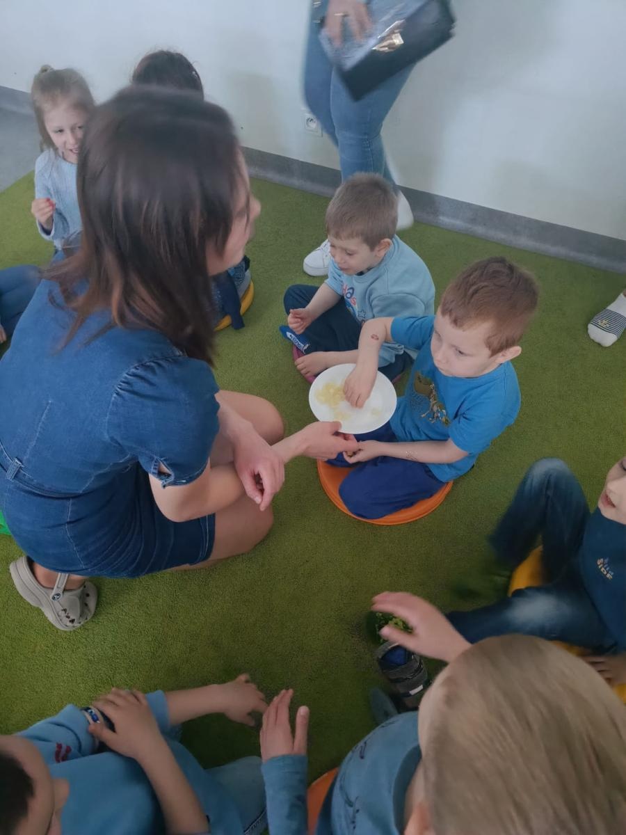 Zdjęcie w galerii na portalu naszraciborz.pl: W Słonecznej Krainie oswajają autyzm wiadomości z regionu