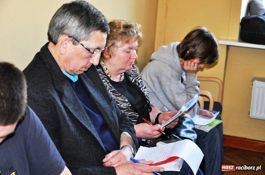 Zdjęcie w galerii na portalu naszraciborz.pl: Ortograficzne zmagania mają wzięcie wiadomości z regionu
