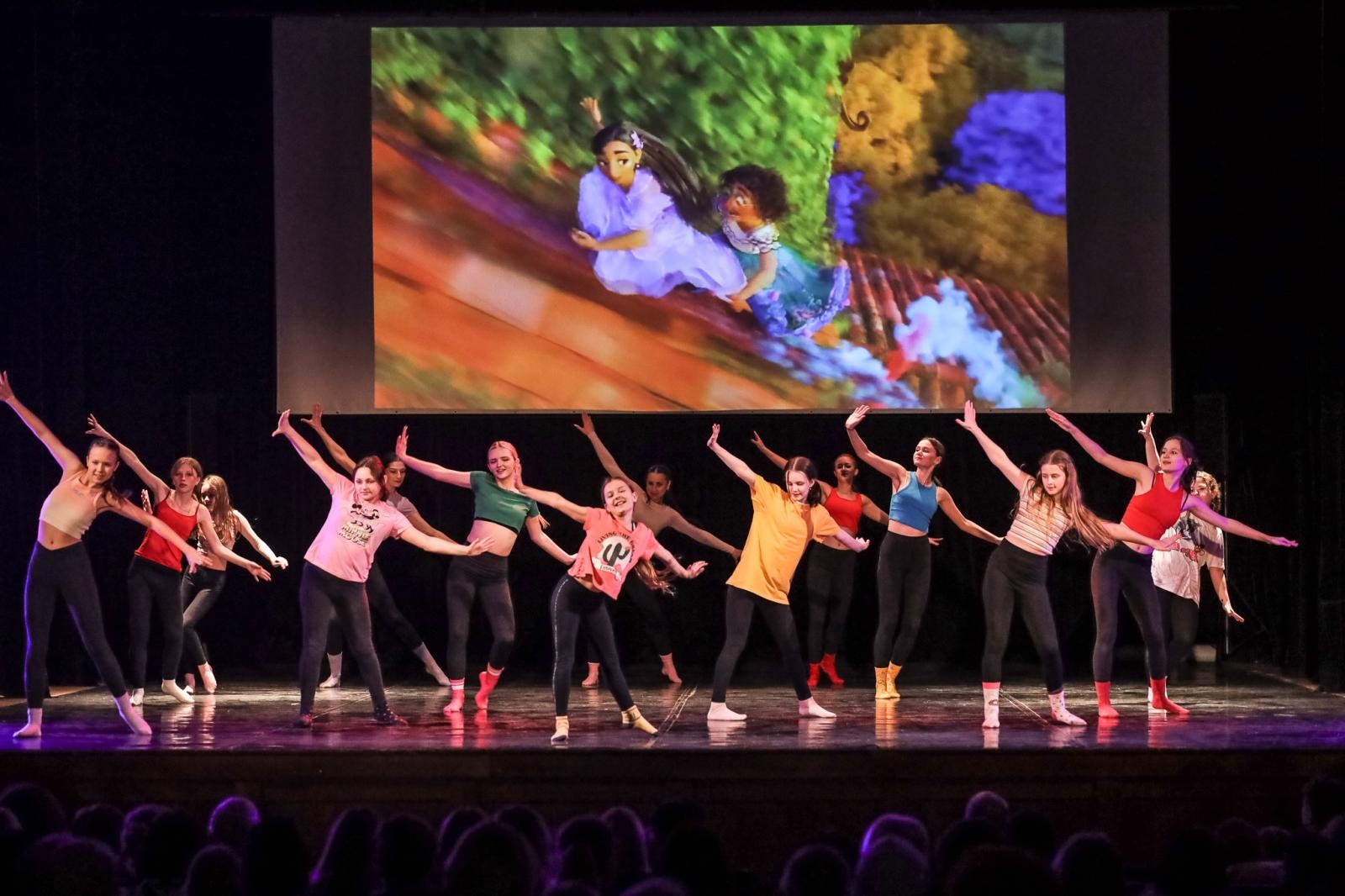 Zdjęcie w galerii na portalu naszraciborz.pl: Sukces disney’owskiego widowiska Skazy wiadomości z regionu