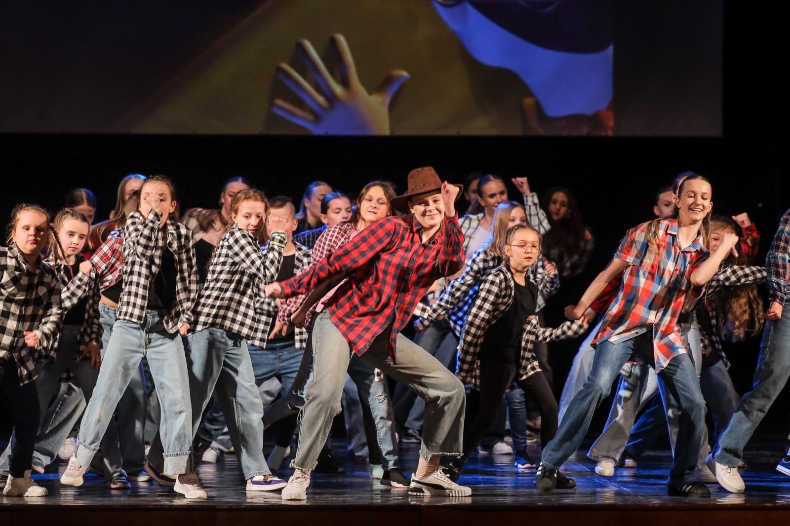 Zdjęcie w galerii na portalu naszraciborz.pl: Sukces disney’owskiego widowiska Skazy wiadomości z regionu