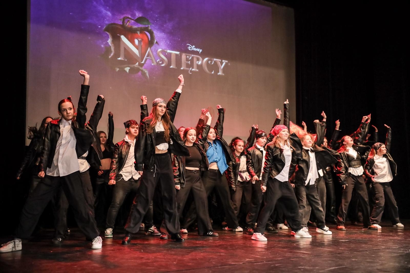 Zdjęcie w galerii na portalu naszraciborz.pl: Sukces disney’owskiego widowiska Skazy wiadomości z regionu