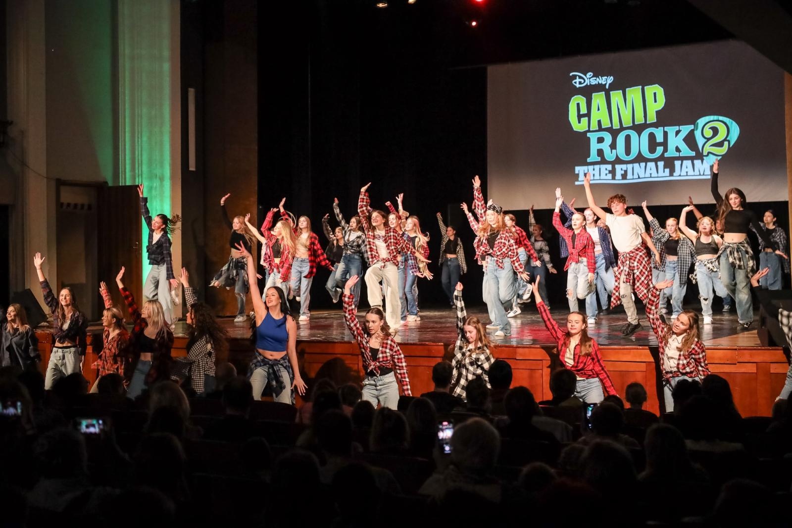 Zdjęcie w galerii na portalu naszraciborz.pl: Sukces disney’owskiego widowiska Skazy wiadomości z regionu