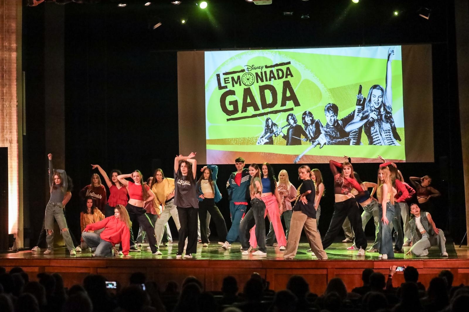 Zdjęcie w galerii na portalu naszraciborz.pl: Sukces disney’owskiego widowiska Skazy wiadomości z regionu