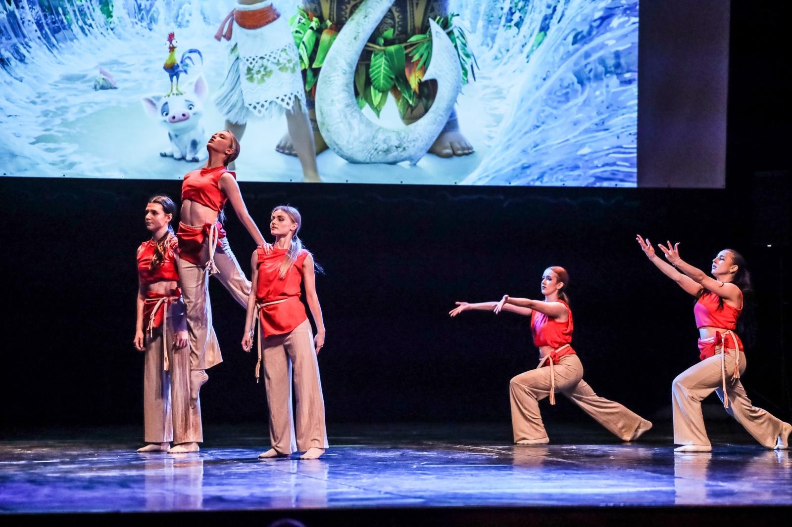 Zdjęcie w galerii na portalu naszraciborz.pl: Sukces disney’owskiego widowiska Skazy wiadomości z regionu