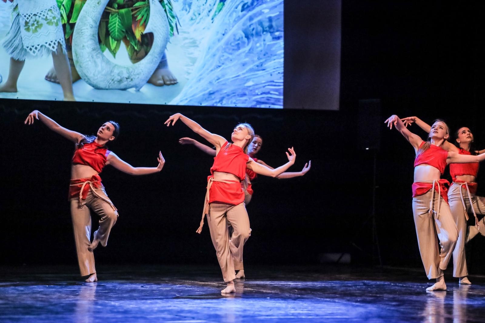 Zdjęcie w galerii na portalu naszraciborz.pl: Sukces disney’owskiego widowiska Skazy wiadomości z regionu