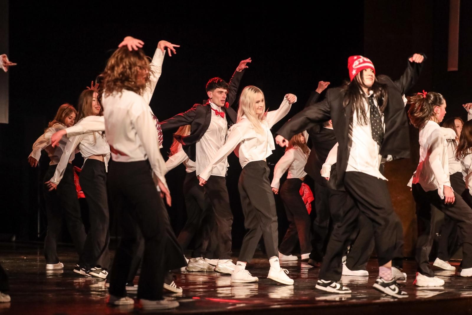 Zdjęcie w galerii na portalu naszraciborz.pl: Sukces disney’owskiego widowiska Skazy wiadomości z regionu