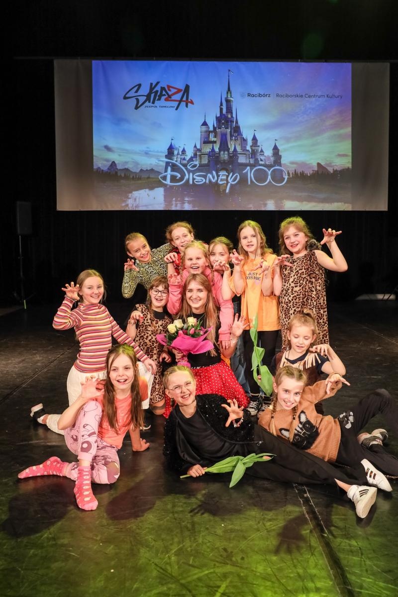 Zdjęcie w galerii na portalu naszraciborz.pl: Sukces disney’owskiego widowiska Skazy wiadomości z regionu