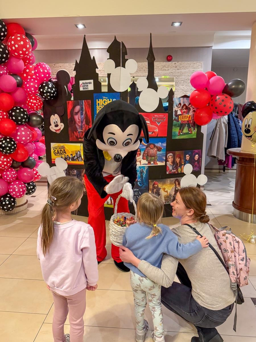Zdjęcie w galerii na portalu naszraciborz.pl: Sukces disney’owskiego widowiska Skazy wiadomości z regionu