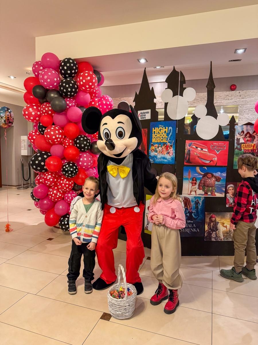 Zdjęcie w galerii na portalu naszraciborz.pl: Sukces disney’owskiego widowiska Skazy wiadomości z regionu