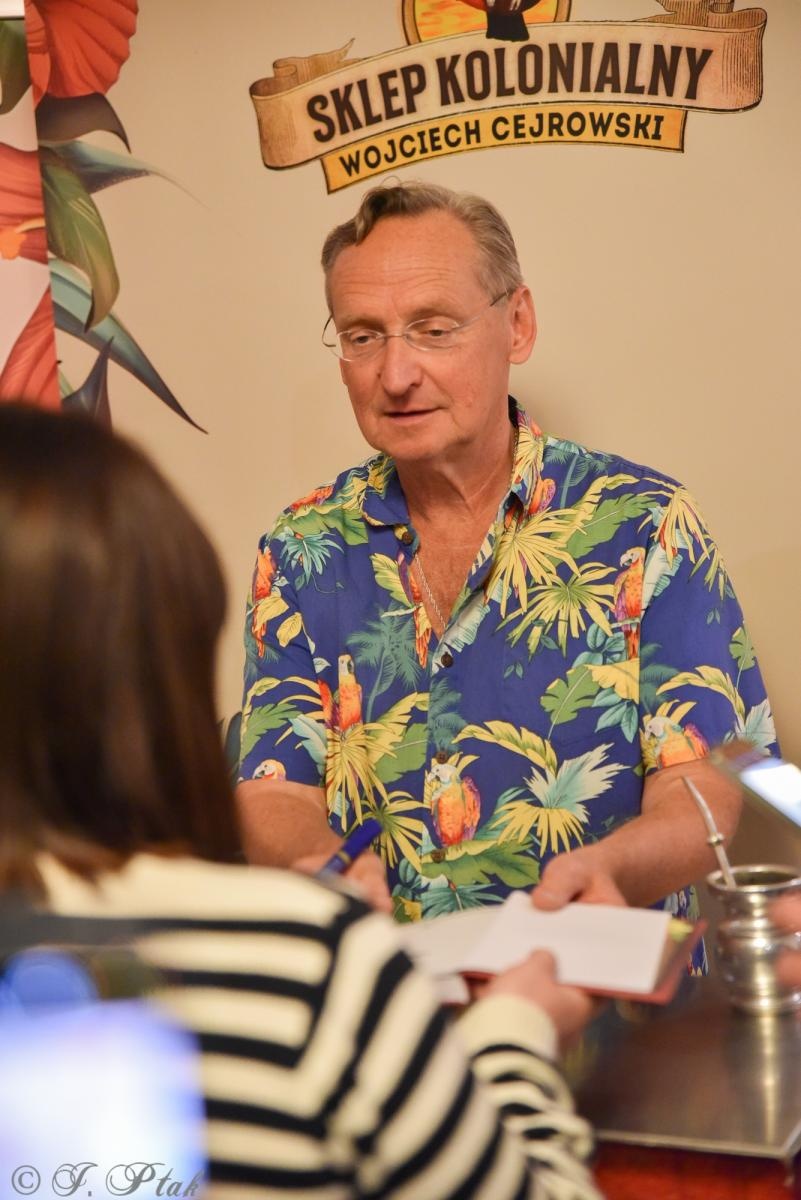 Zdjęcie w galerii na portalu naszraciborz.pl: Cejrowski ma w Raciborzu wielu fanów. Chętnie do nich wraca wiadomości z regionu