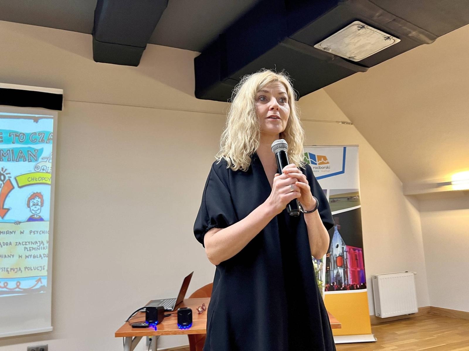 Zdjęcie w galerii na portalu naszraciborz.pl: Raciborskie Stowarzyszenie Spektrum zorganizowało konferencję szkoleniową na zamku wiadomości z regionu