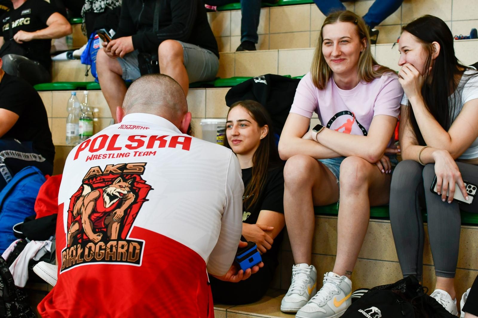 Zdjęcie w galerii na portalu naszraciborz.pl: Mistrzostwa Polski w zapasach kobiet w Rudniku. Świerczewska ze złotem, Michniewicz ze srebrem wiadomości z regionu