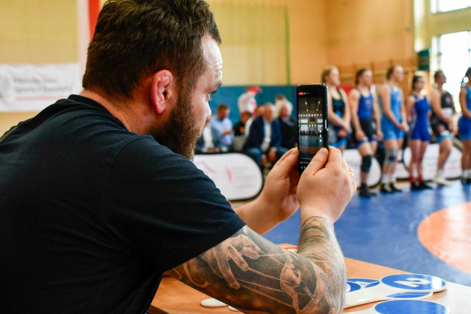 Zdjęcie w galerii na portalu naszraciborz.pl: Mistrzostwa Polski w zapasach kobiet w Rudniku. Świerczewska ze złotem, Michniewicz ze srebrem wiadomości z regionu