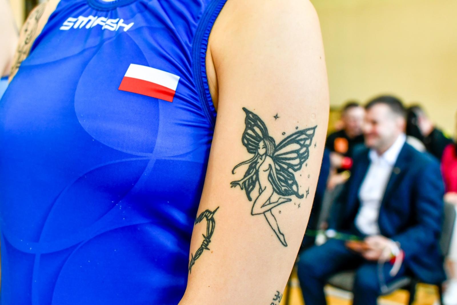 Zdjęcie w galerii na portalu naszraciborz.pl: Mistrzostwa Polski w zapasach kobiet w Rudniku. Świerczewska ze złotem, Michniewicz ze srebrem wiadomości z regionu