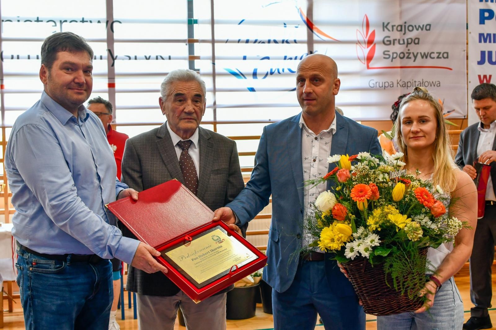 Zdjęcie w galerii na portalu naszraciborz.pl: Mistrzostwa Polski w zapasach kobiet w Rudniku. Świerczewska ze złotem, Michniewicz ze srebrem wiadomości z regionu