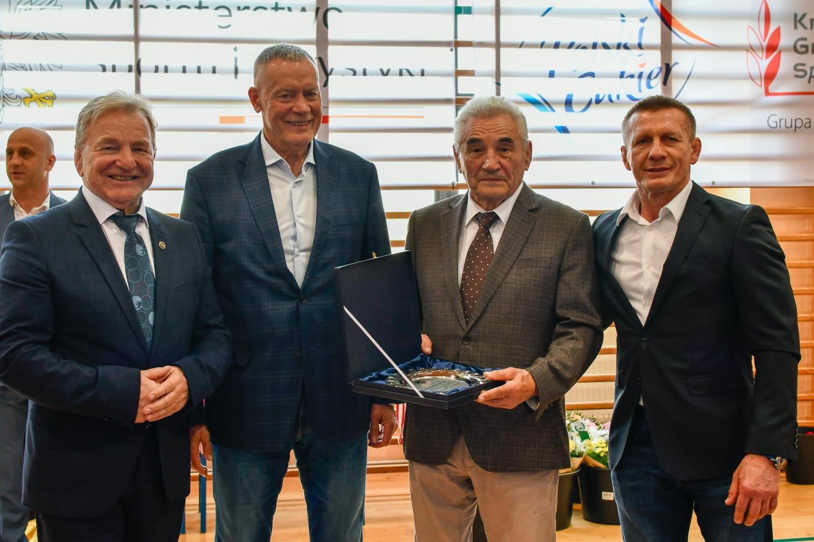 Zdjęcie w galerii na portalu naszraciborz.pl: Mistrzostwa Polski w zapasach kobiet w Rudniku. Świerczewska ze złotem, Michniewicz ze srebrem wiadomości z regionu