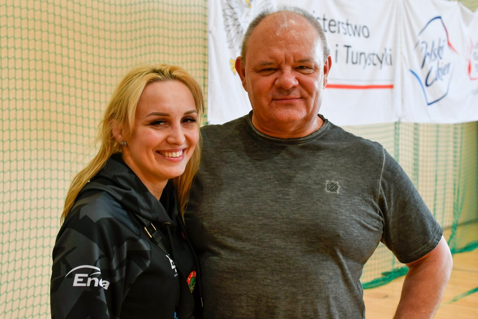 Zdjęcie w galerii na portalu naszraciborz.pl: Mistrzostwa Polski w zapasach kobiet w Rudniku. Świerczewska ze złotem, Michniewicz ze srebrem wiadomości z regionu