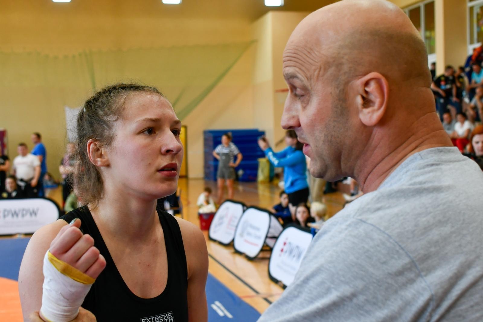 Zdjęcie w galerii na portalu naszraciborz.pl: Mistrzostwa Polski w zapasach kobiet w Rudniku. Świerczewska ze złotem, Michniewicz ze srebrem wiadomości z regionu