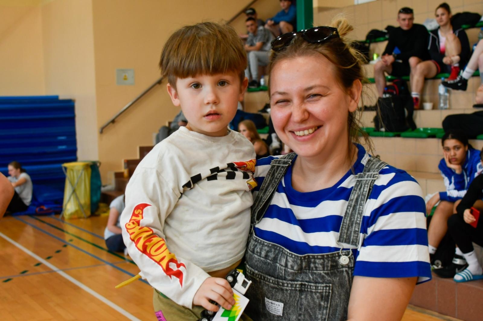 Zdjęcie w galerii na portalu naszraciborz.pl: Mistrzostwa Polski w zapasach kobiet w Rudniku. Świerczewska ze złotem, Michniewicz ze srebrem wiadomości z regionu