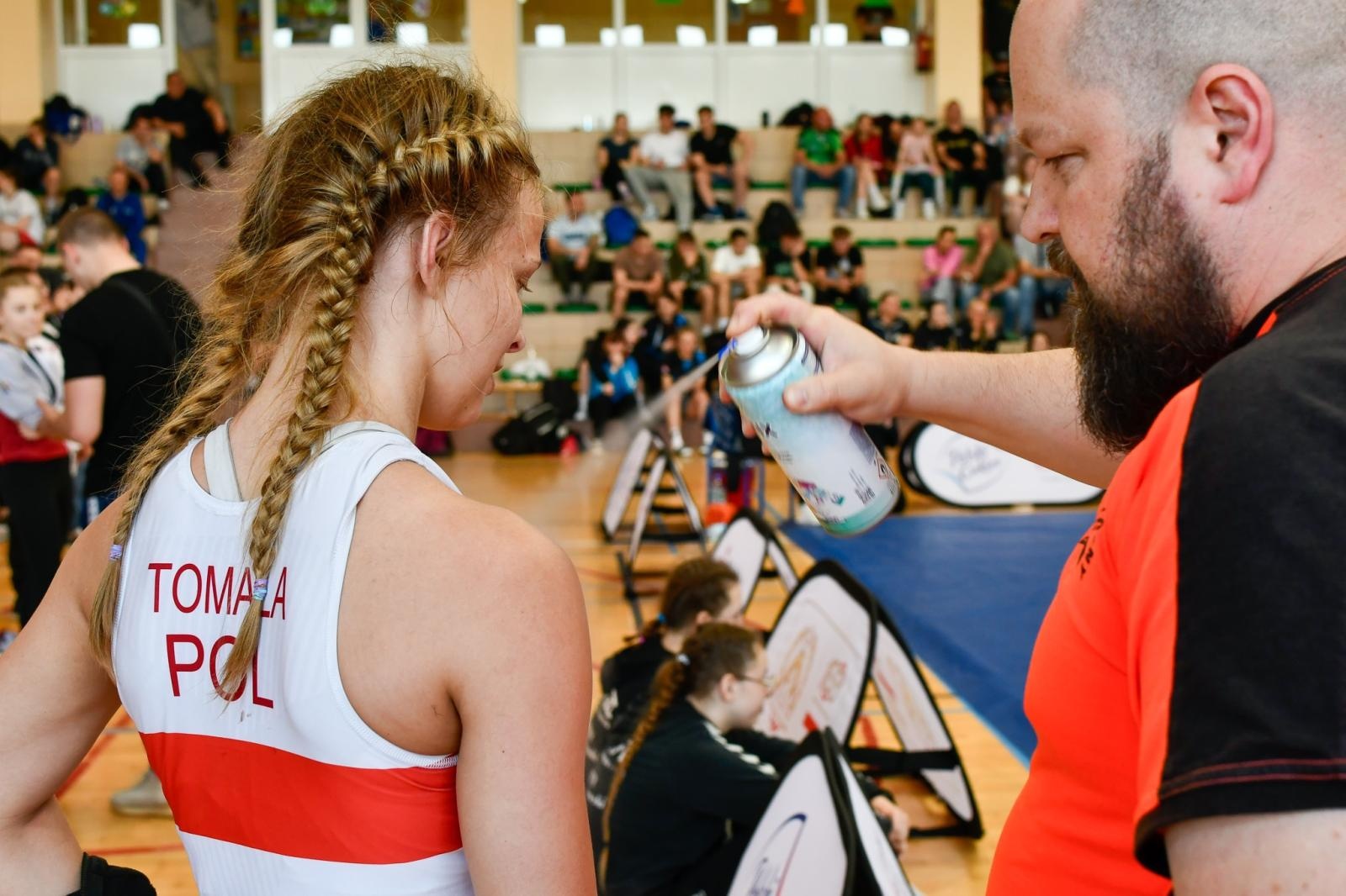 Zdjęcie w galerii na portalu naszraciborz.pl: Mistrzostwa Polski w zapasach kobiet w Rudniku. Świerczewska ze złotem, Michniewicz ze srebrem wiadomości z regionu
